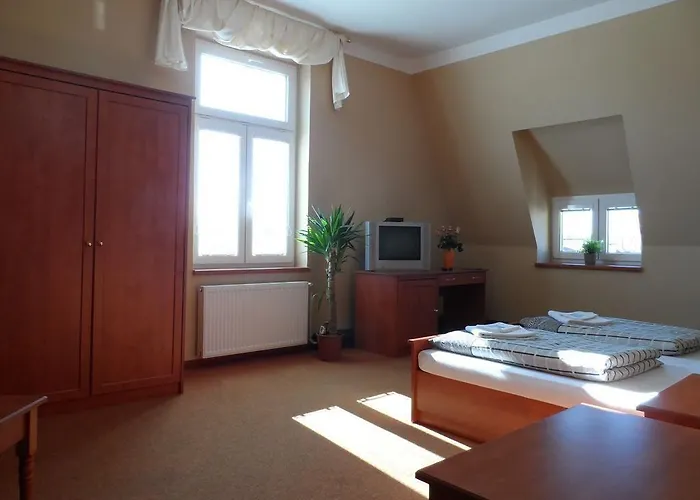 Elektra Маріанські Лазні