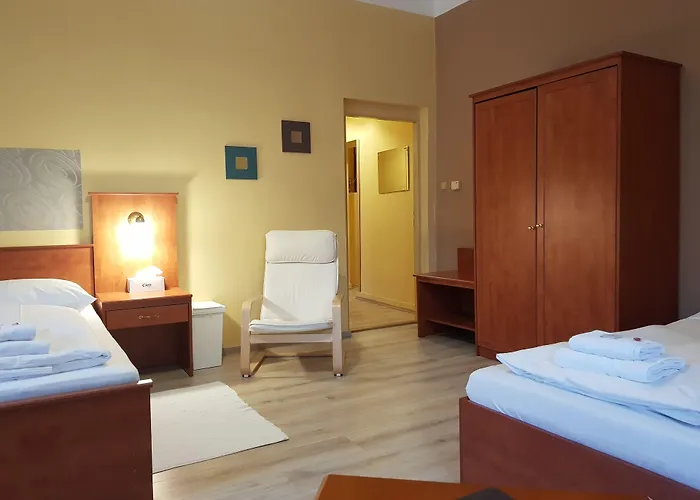 Elektra Маріанські Лазні